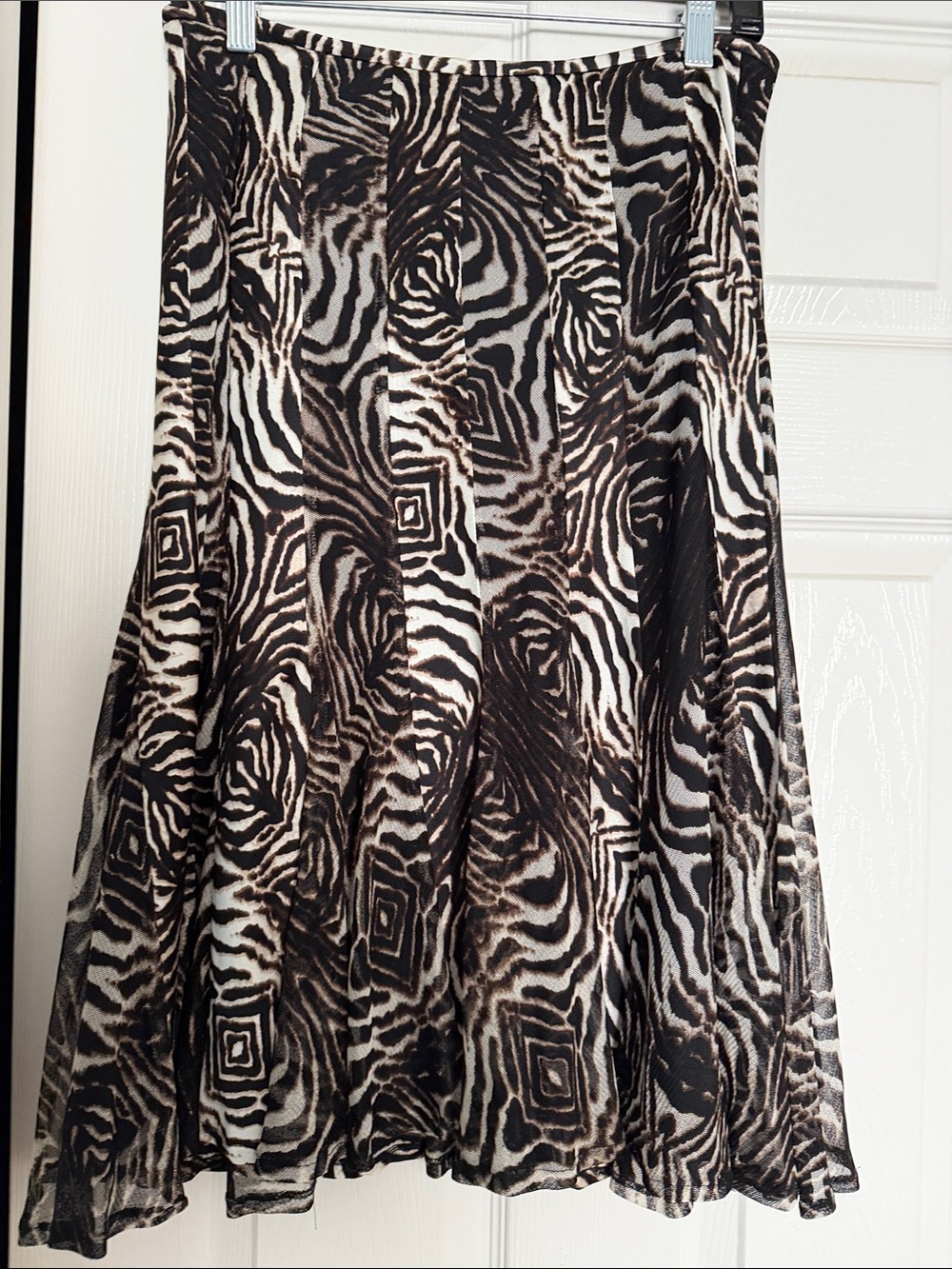Alberto Malaki Animal Print Flared panel Silk Skirt - Brown, Black & White